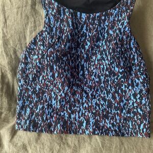 Lululemon High Neck Patterned Cropped Tank Top in Blue and Brown, Size 8